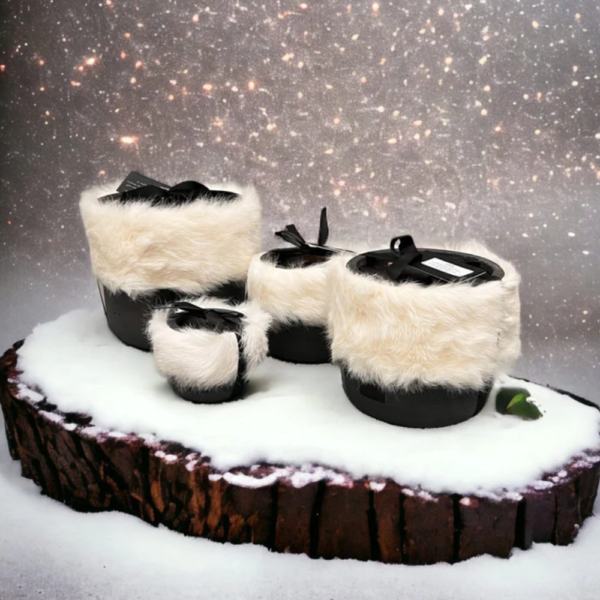 Candle Dark Grey Rabbit White