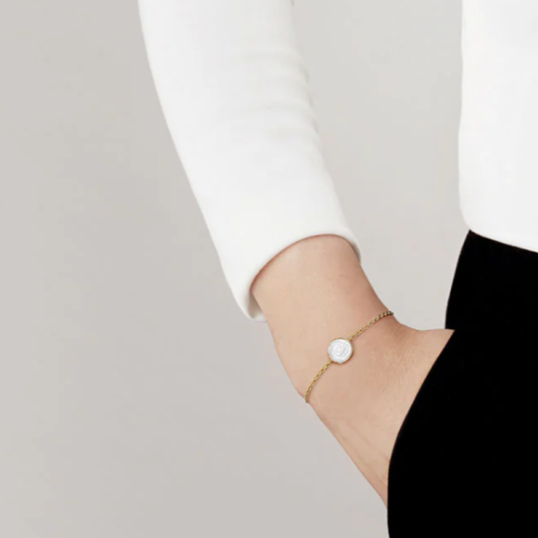 Pivoine Bracelet White pearly on clear crystal, 18 carats yellow gold plated