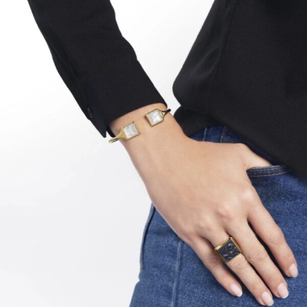 Aréthuse flexible bangle Clear crystal, 18K yellow gold-plated